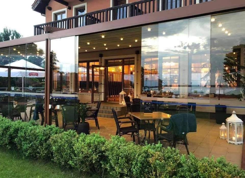 ביסקופייש Hotel Sloneczny Brzeg מראה חיצוני תמונה