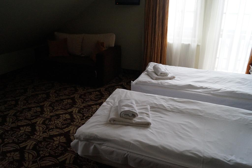 ביסקופייש Hotel Sloneczny Brzeg חדר תמונה