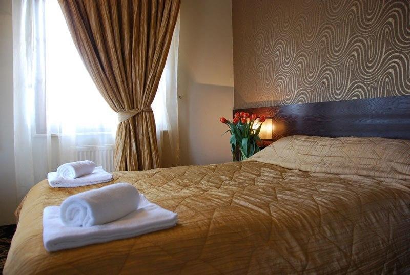 ביסקופייש Hotel Sloneczny Brzeg חדר תמונה